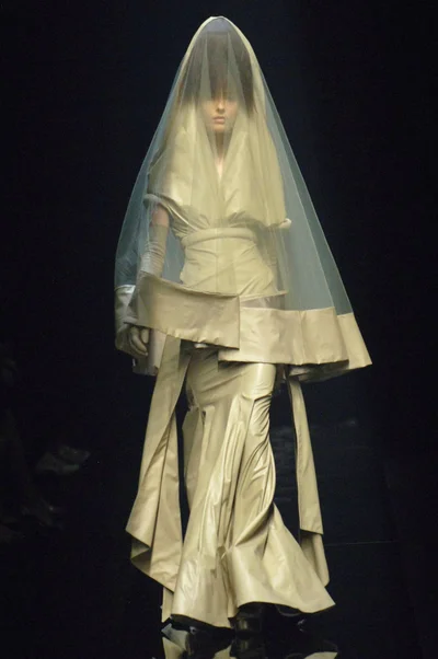 Look 30